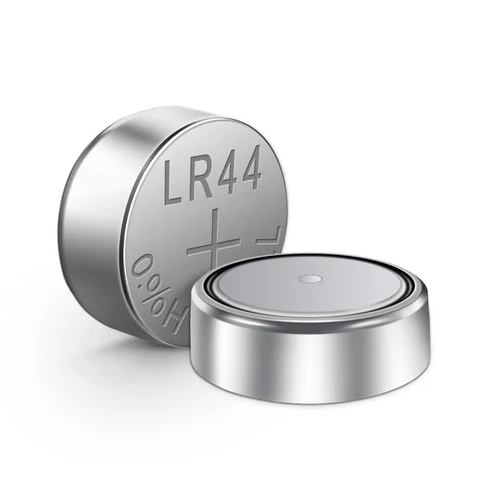 LR44